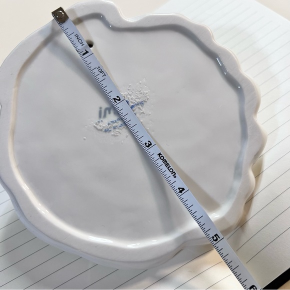 Vintage White Ceramic Peacock trinket dish accessories tray Signed imm - Picture 9 of 11